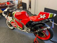 SUZUKI RGV250