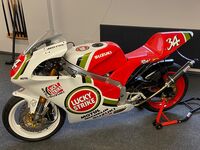 SUZUKI RGV250