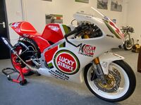 SUZUKI RGV250