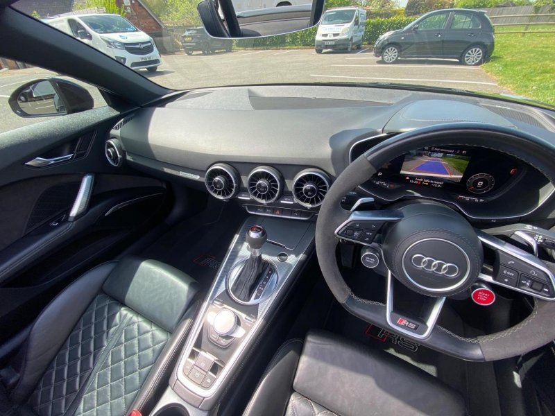 AUDI TT RS