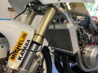 SUZUKI RGV250