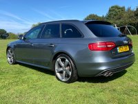 AUDI A4 AVANT