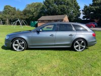 AUDI A4 AVANT