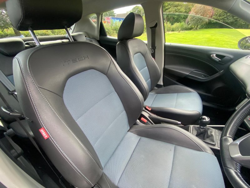 SEAT IBIZA