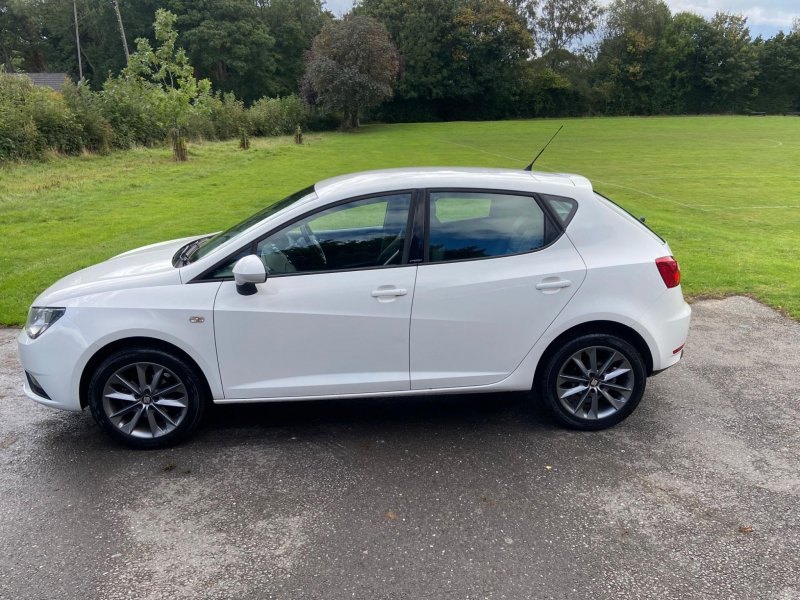 SEAT IBIZA
