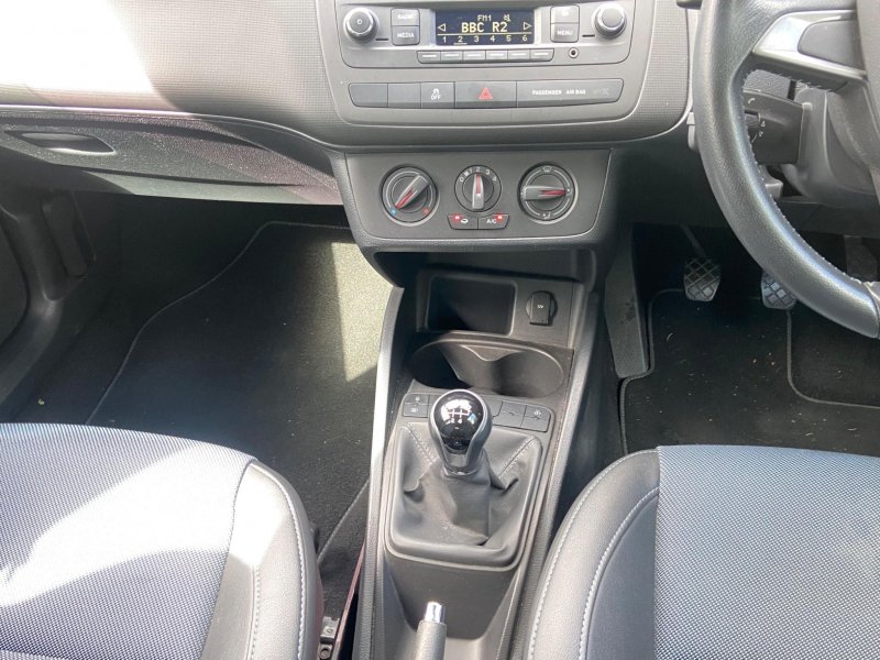 SEAT IBIZA