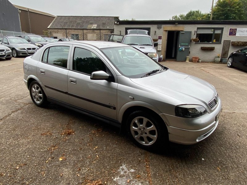 VAUXHALL ASTRA