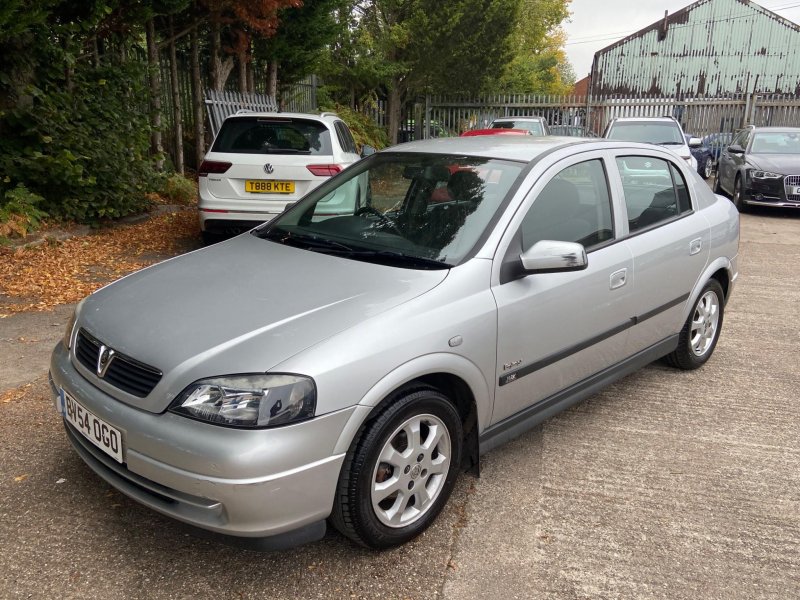 VAUXHALL ASTRA