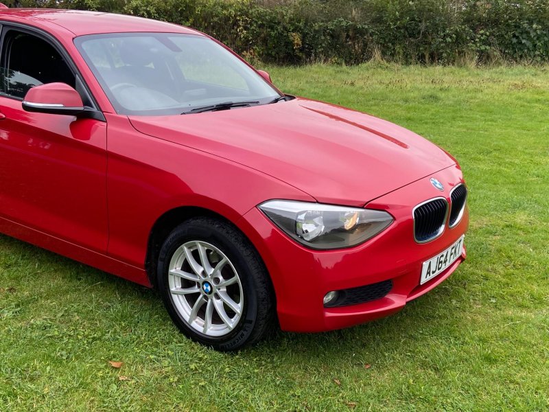 BMW 1 SERIES