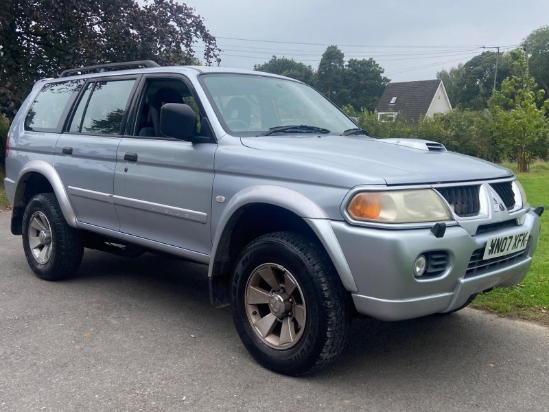 MITSUBISHI SHOGUN SPORT