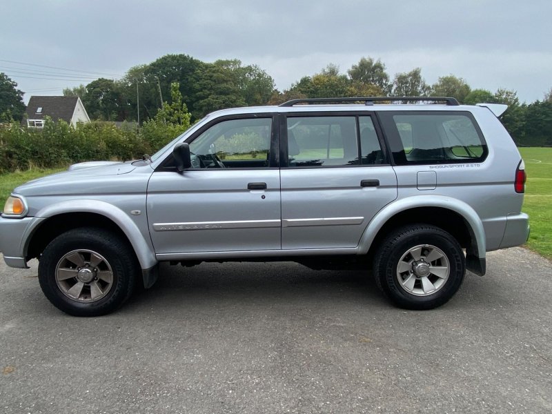 MITSUBISHI SHOGUN SPORT