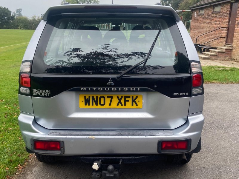 MITSUBISHI SHOGUN SPORT
