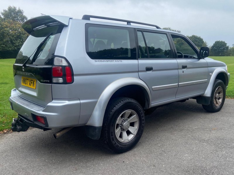 MITSUBISHI SHOGUN SPORT