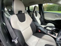 VOLVO V40 CROSS COUNTRY