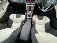 VOLVO V40 CROSS COUNTRY