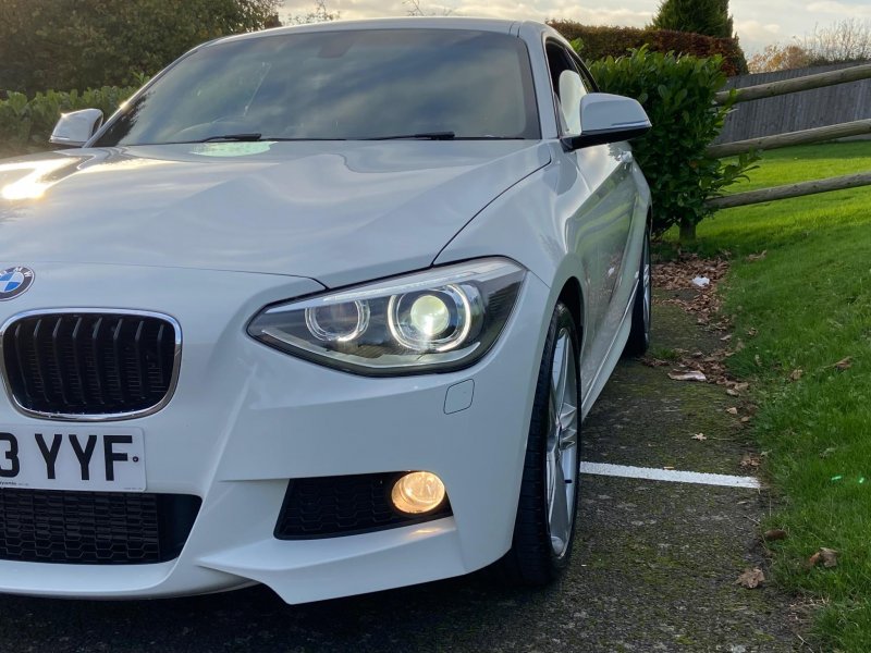 BMW 1 SERIES