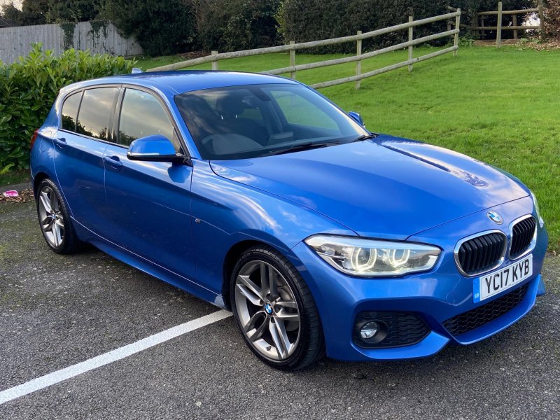 BMW 1 SERIES
