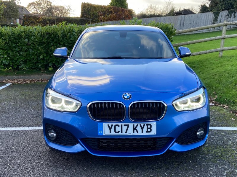 BMW 1 SERIES