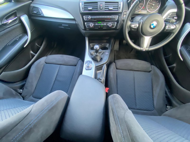 BMW 1 SERIES