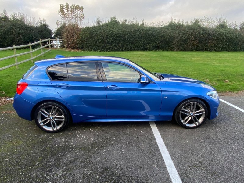 BMW 1 SERIES