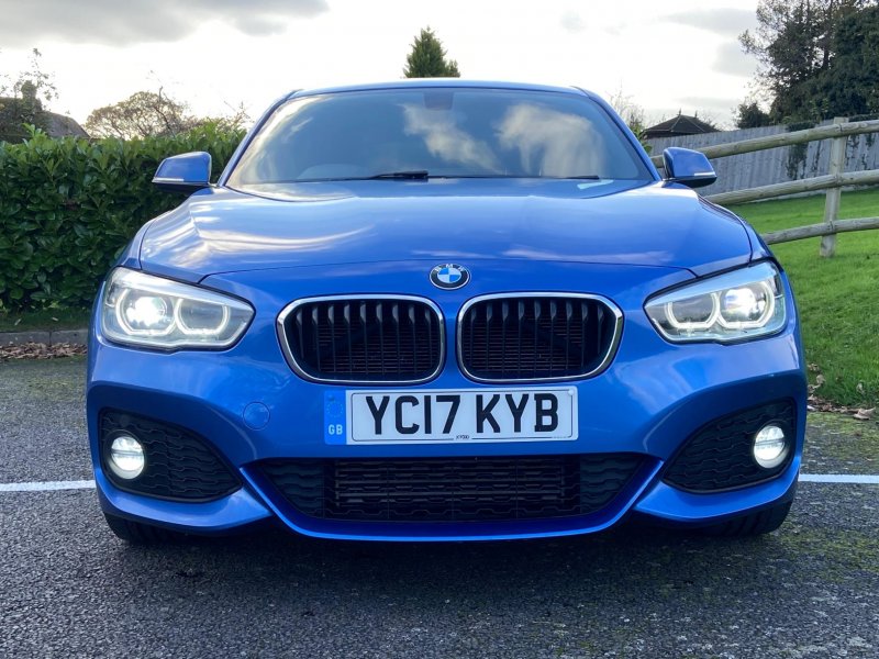 BMW 1 SERIES