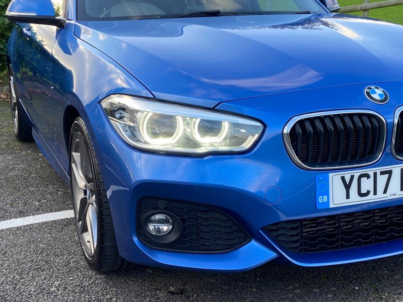 BMW 1 SERIES