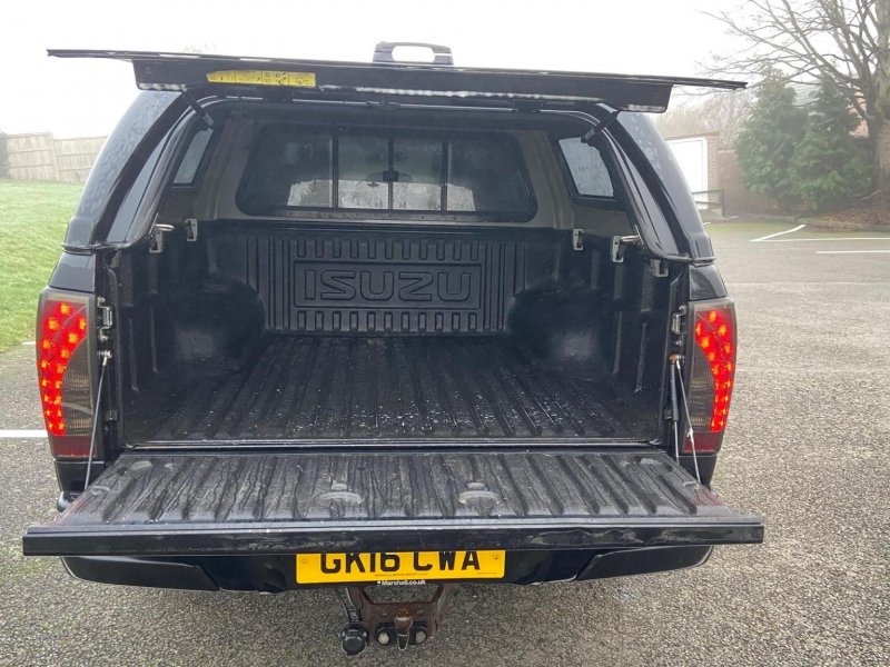 ISUZU D-MAX