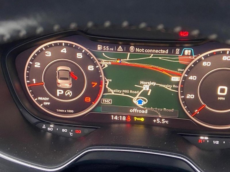 AUDI TT