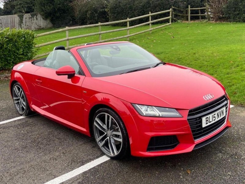 AUDI TT