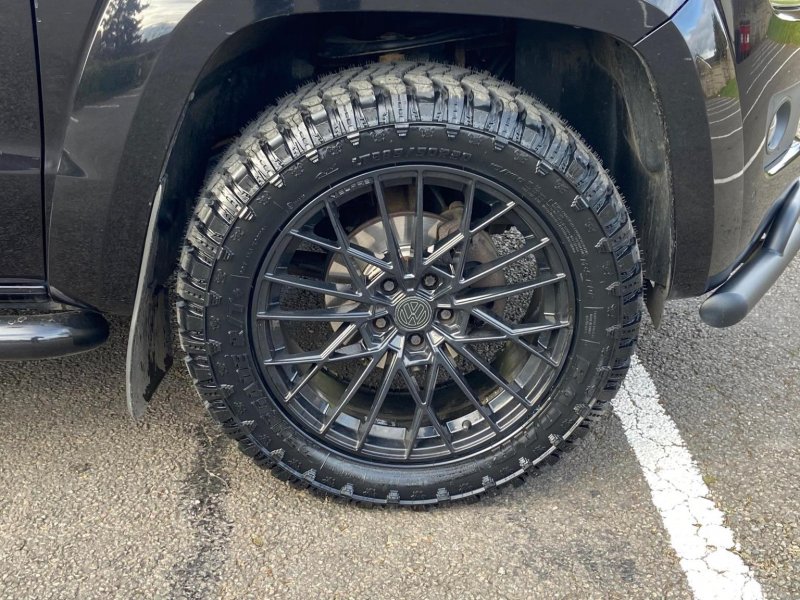 VOLKSWAGEN AMAROK