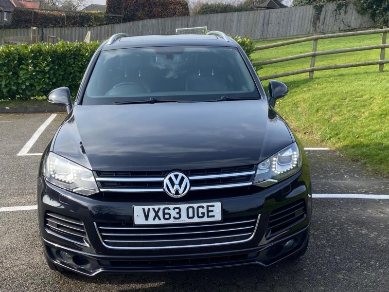 VOLKSWAGEN TOUAREG