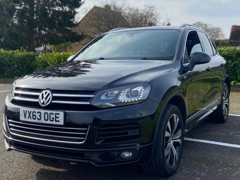 VOLKSWAGEN TOUAREG