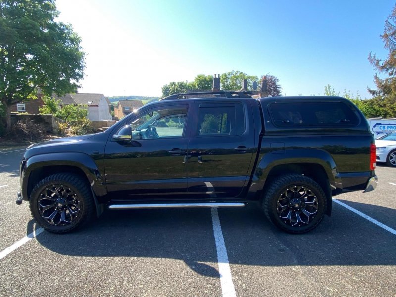 VOLKSWAGEN AMAROK