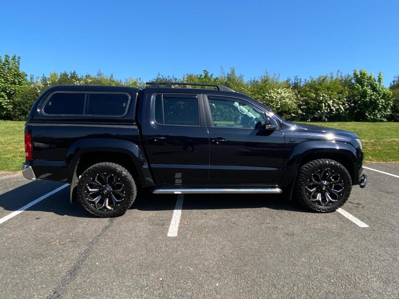 VOLKSWAGEN AMAROK