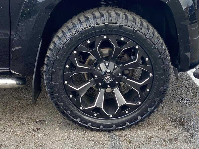VOLKSWAGEN AMAROK