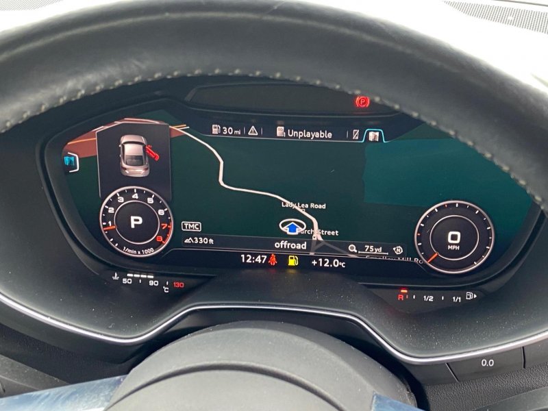 AUDI TT
