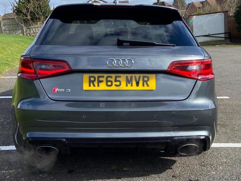 AUDI RS3