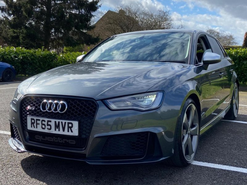 AUDI RS3