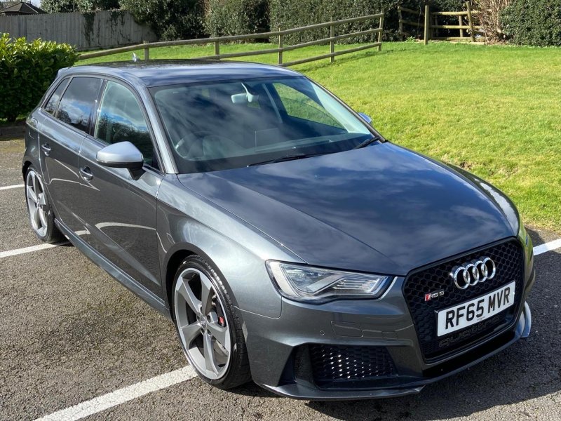 AUDI RS3