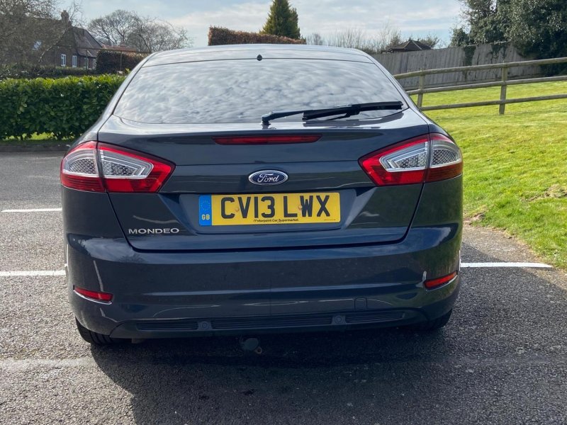 FORD MONDEO