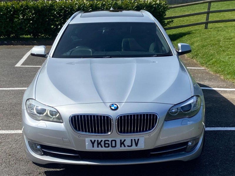 BMW 5 SERIES